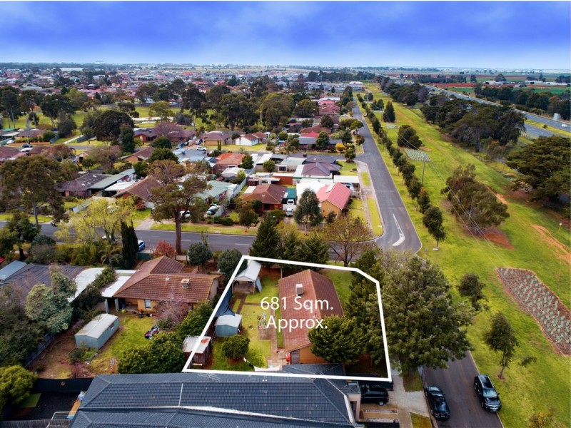 88 Chirnside Avenue, Werribee VIC 3030