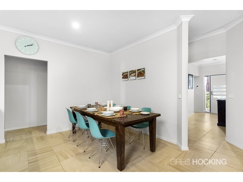 8 Mystic Grove, Point Cook VIC 3030