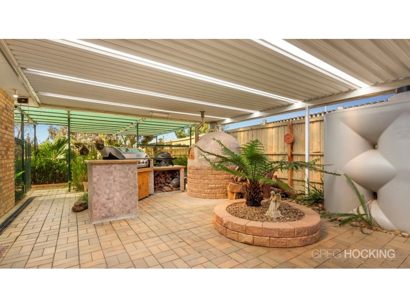 9 Hopetoun Road, Werribee VIC 3030