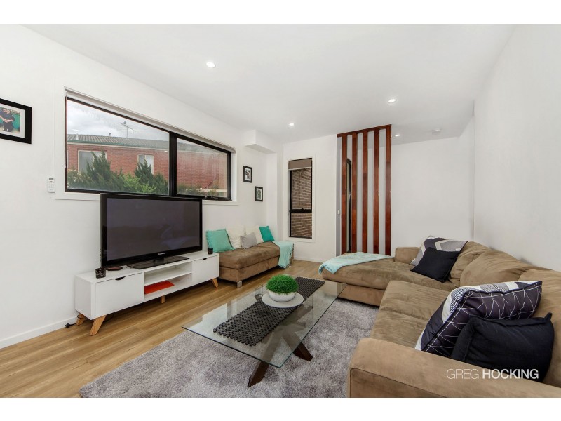 1/51 Caradon Drive, Truganina VIC 3029