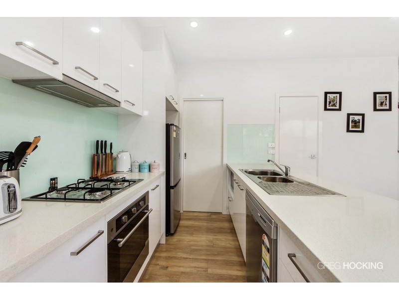 1/51 Caradon Drive, Truganina VIC 3029