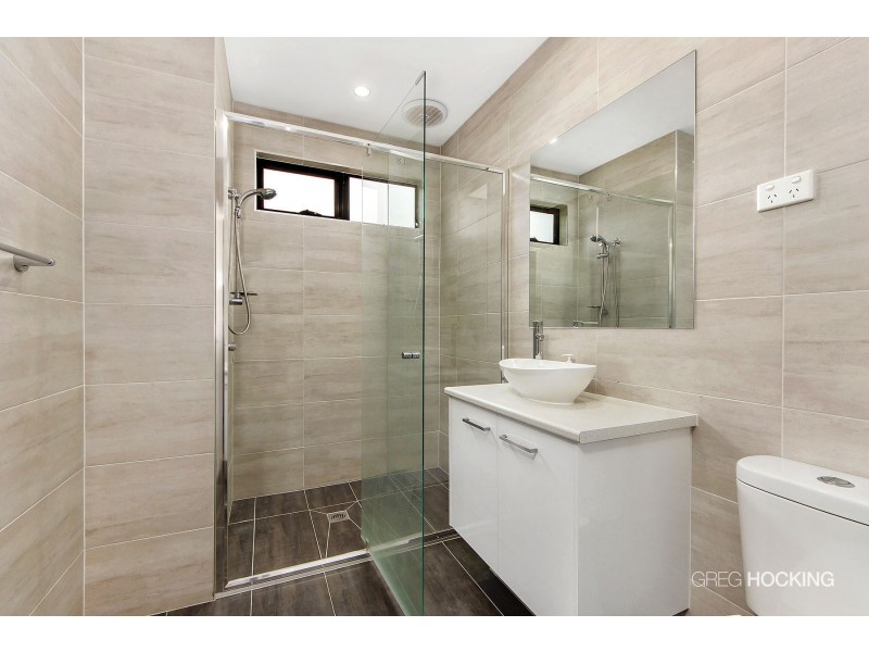 1/51 Caradon Drive, Truganina VIC 3029