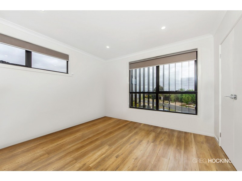 1/51 Caradon Drive, Truganina VIC 3029