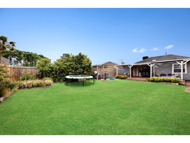 13 Susan Street, Albion VIC 3020