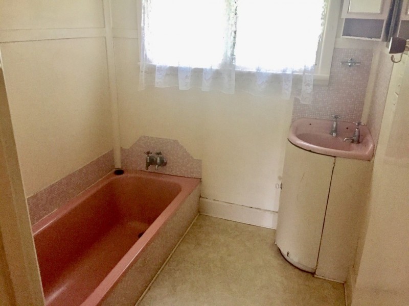 49 Vernon Street, South Kingsville VIC 3015