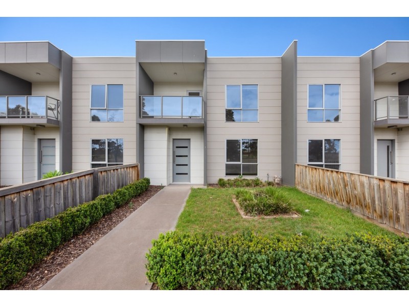 9 Piovesan Lane, Werribee VIC 3030