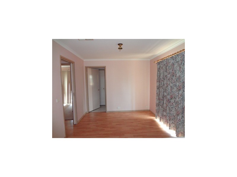 8 Mirabella Close, Werribee VIC 3030