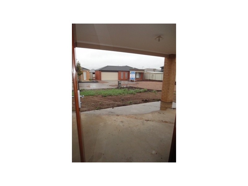 13 Bodmin Court, Truganina VIC 3029