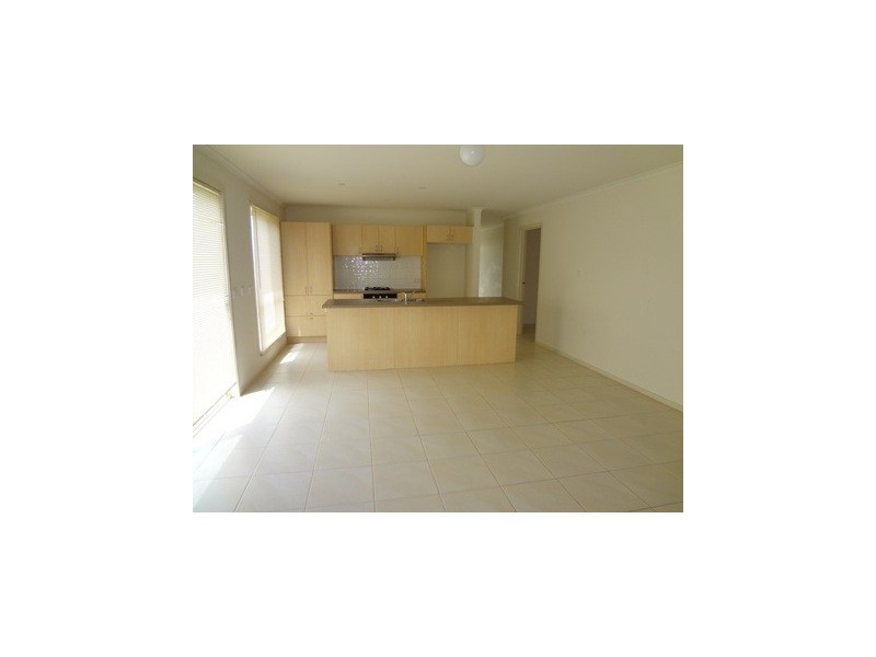 12 Andrew Road, Truganina VIC 3029