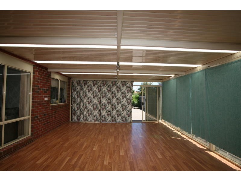 19 Bordeaux Drive, Hoppers Crossing VIC 3029