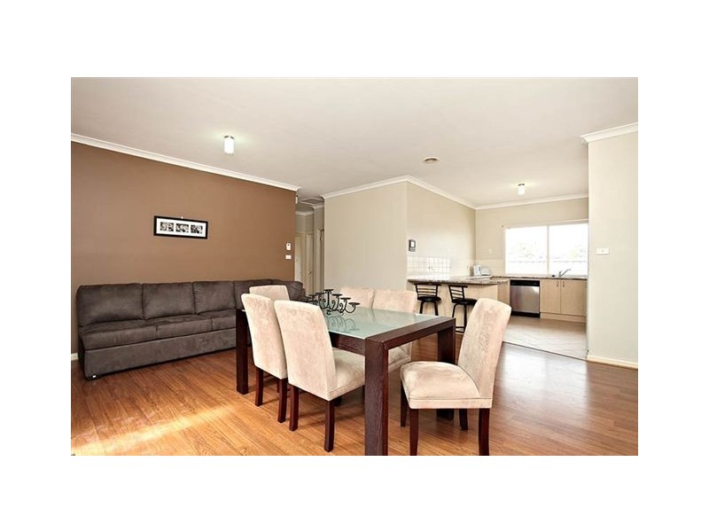 2 Diamond Drive, Werribee VIC 3030