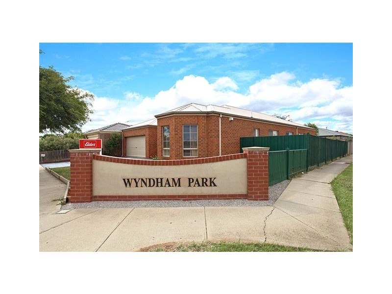 2 Diamond Drive, Werribee VIC 3030