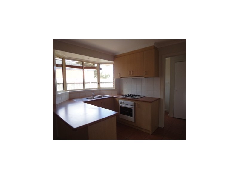 32 Kasem Drive, Werribee VIC 3030