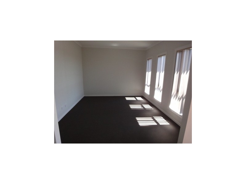 20 Embleton Avenue, Tarneit VIC 3029