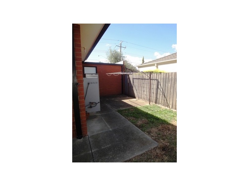 1/365  Heaths Road, Werribee VIC 3030