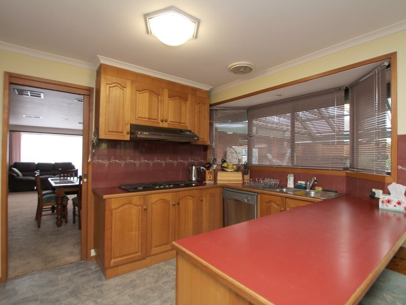 12 Tallong Court, Hoppers Crossing VIC 3029