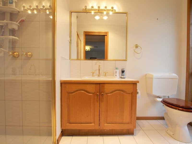 12 Tallong Court, Hoppers Crossing VIC 3029