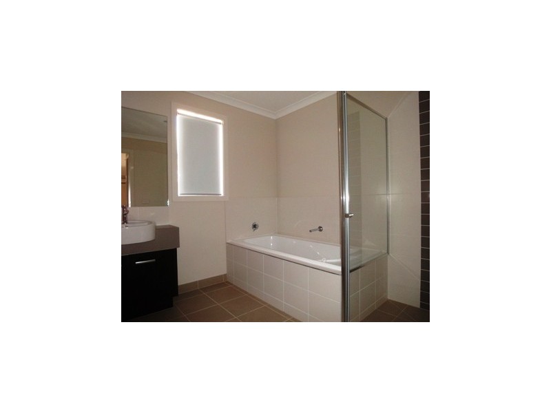 17 Moorookyle Avenue, Tarneit VIC 3029