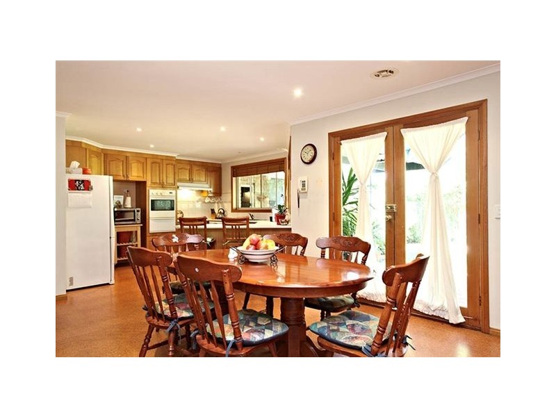 25 Manatee Close, Hoppers Crossing VIC 3029