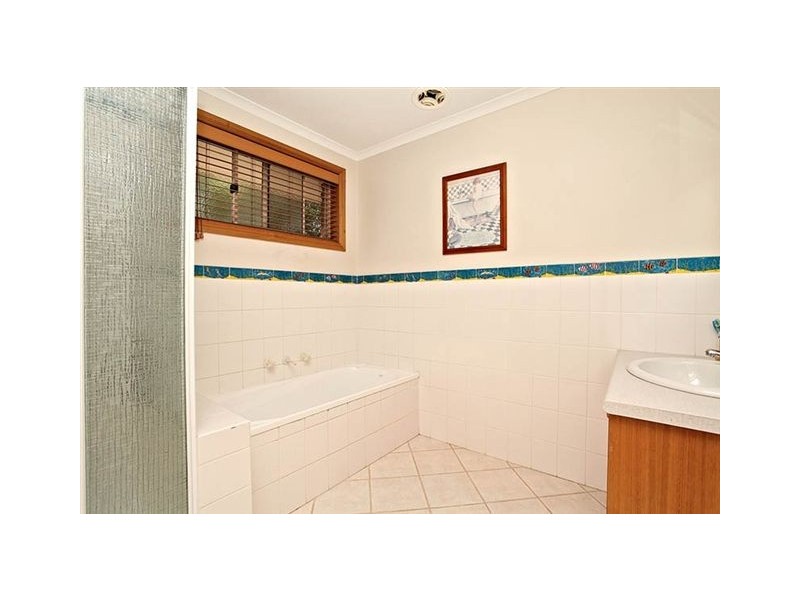 25 Manatee Close, Hoppers Crossing VIC 3029