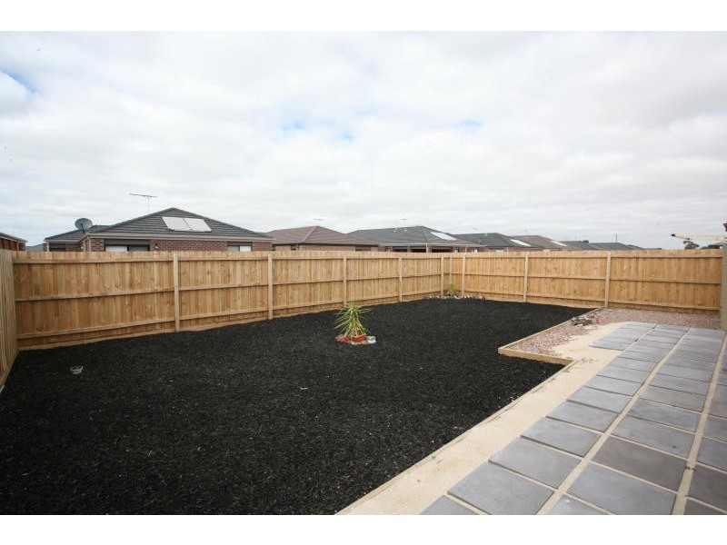 9 Springleaf Road, Tarneit VIC 3029