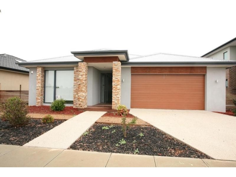 20 Munro Drive, Wyndham Vale VIC 3024