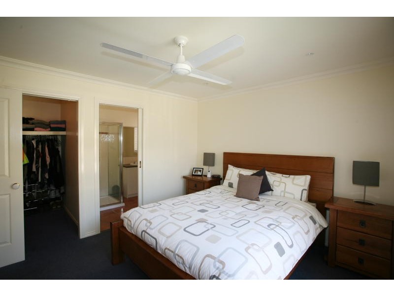 70 Latham Street, Werribee VIC 3030