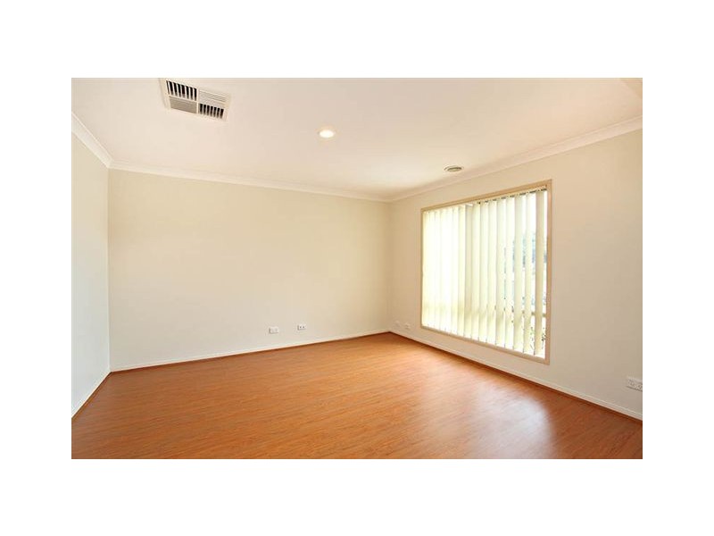 17  Abbington Drive, Truganina VIC 3029