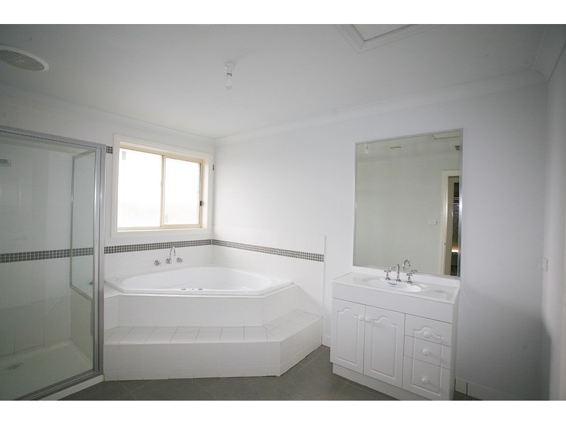 312 Morris Road, Hoppers Crossing VIC 3029