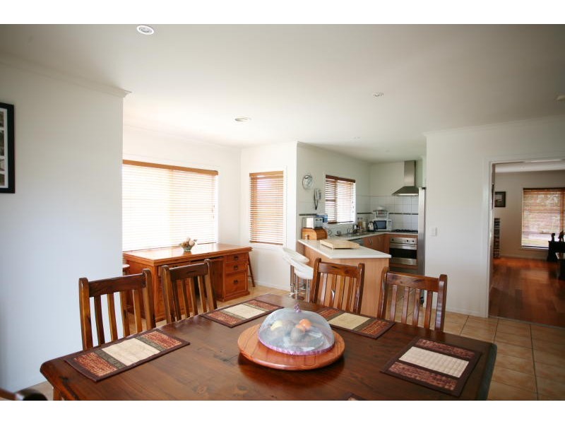 2 Bromley Street, Wyndham Vale VIC 3024