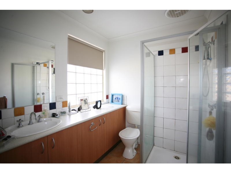 2 Bromley Street, Wyndham Vale VIC 3024