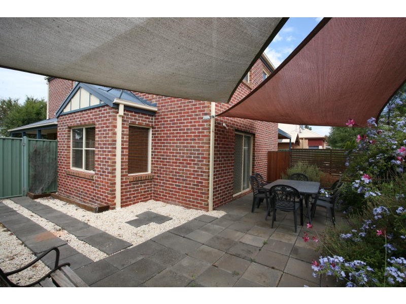 2 Bromley Street, Wyndham Vale VIC 3024