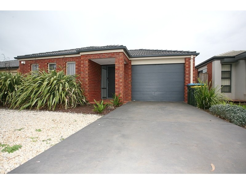 28 Felicity Drive, Tarneit VIC 3029