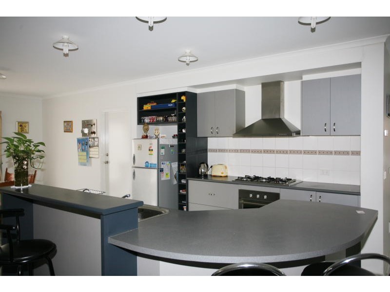 16 Eucumbene Road, Wyndham Vale VIC 3024