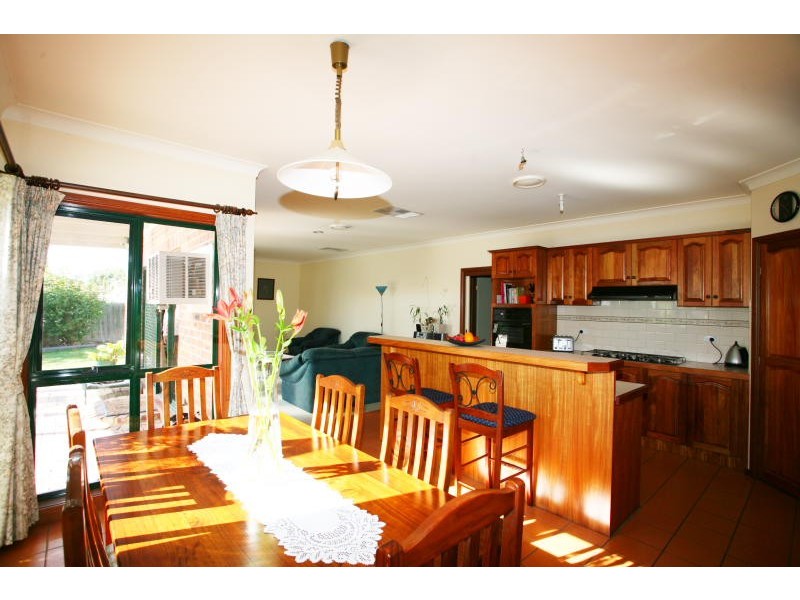 5 Majella Court, Hoppers Crossing VIC 3029