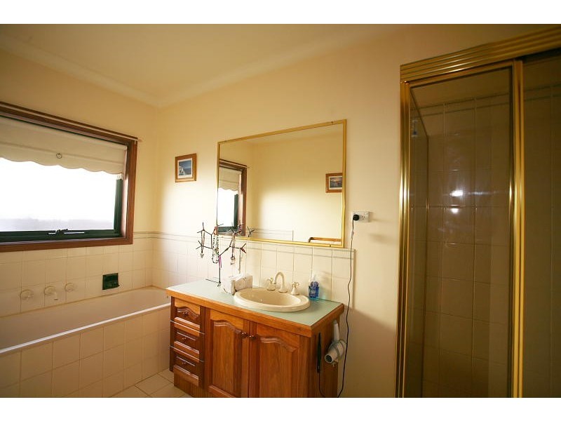 5 Majella Court, Hoppers Crossing VIC 3029