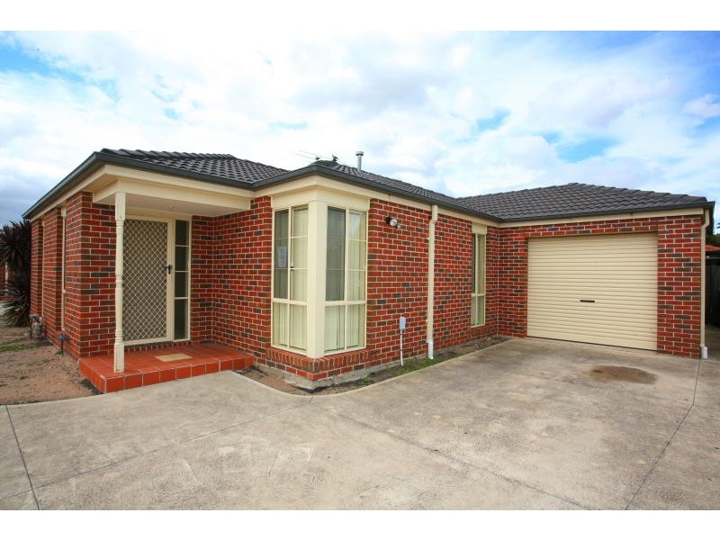 Unit 1, 21-22 Potomac Close, Werribee VIC 3030