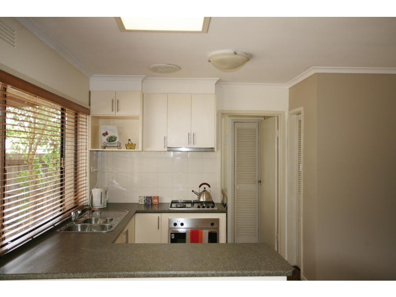 11 Third Avenue, Hoppers Crossing VIC 3029