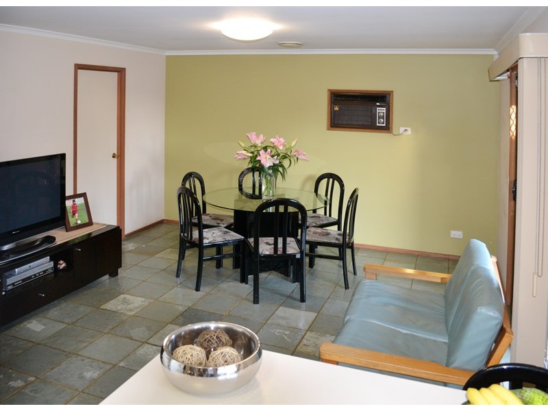 2 Gabrielle Close, Werribee VIC 3030