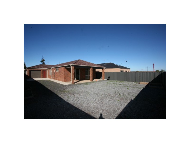 120 Manor Lakes Boulevard, Wyndham Vale VIC 3024