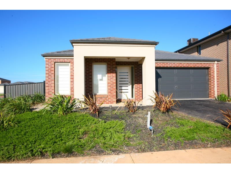 101 Tom Roberts Parade, Point Cook VIC 3030