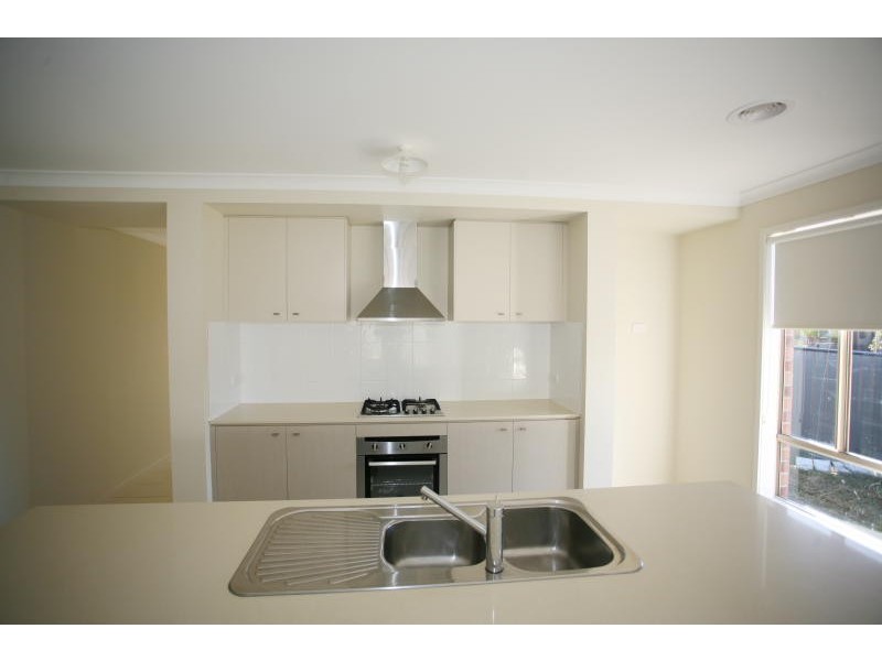 101 Tom Roberts Parade, Point Cook VIC 3030