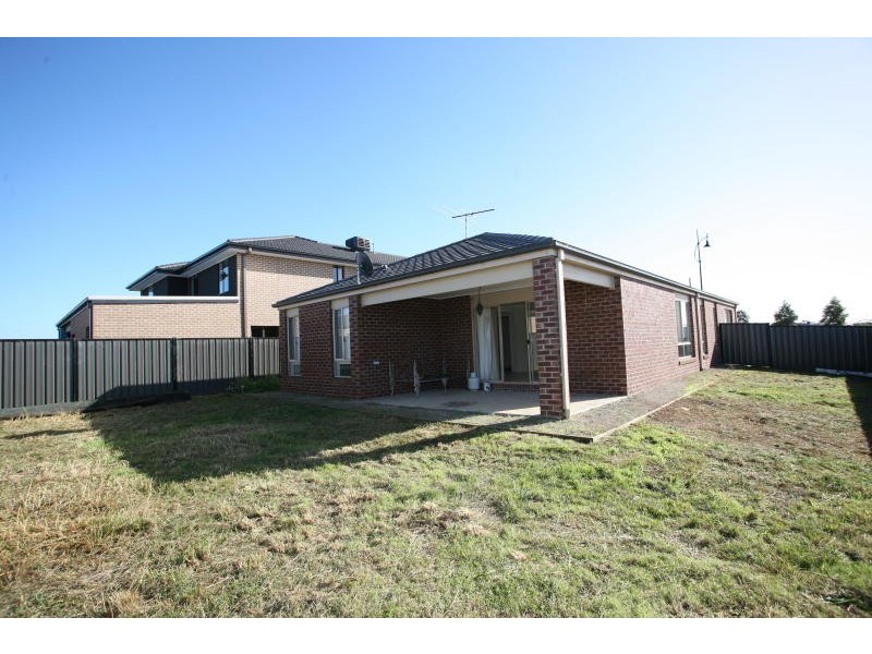 101 Tom Roberts Parade, Point Cook VIC 3030
