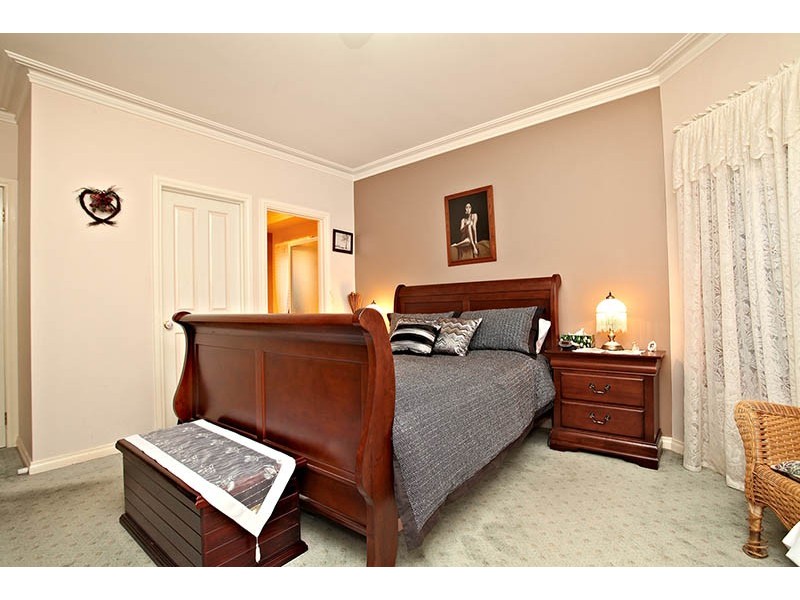 6 Parkview Close, Hoppers Crossing VIC 3029