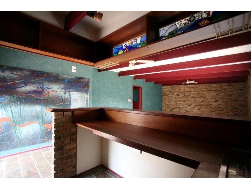 16 Stradbroke Way, Wyndham Vale VIC 3024