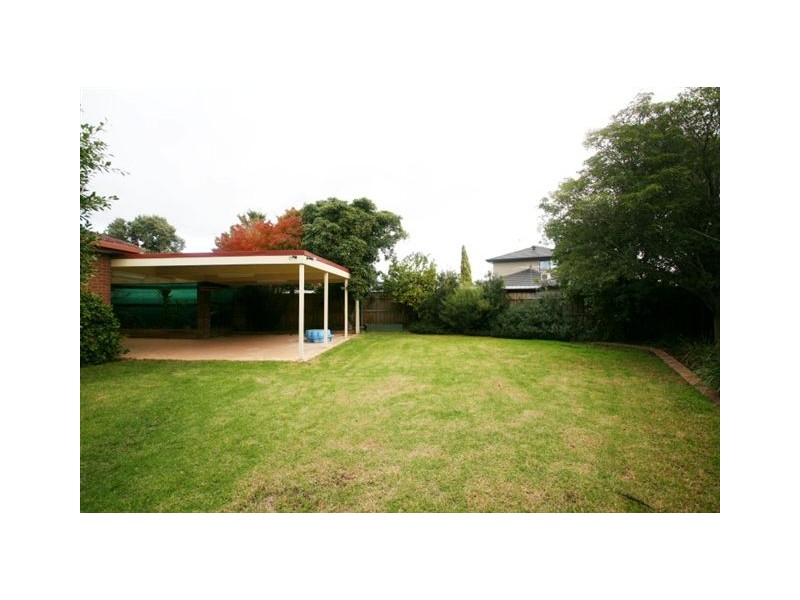 43 Strathmore Crescent, Hoppers Crossing VIC 3029