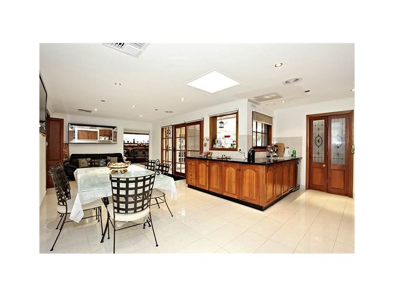 22 Hogans Road, Hoppers Crossing VIC 3029