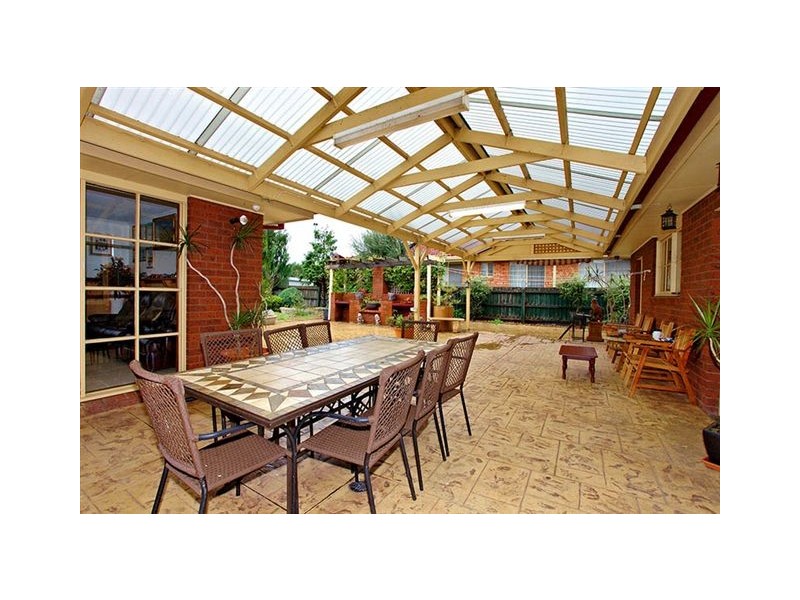 22 Hogans Road, Hoppers Crossing VIC 3029