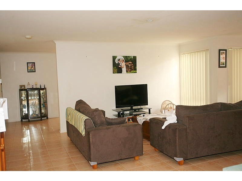 4 Joybells Crescent, Tarneit VIC 3029