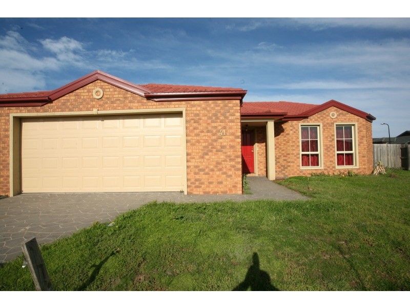 41 Baden Powell Drive, Tarneit VIC 3029